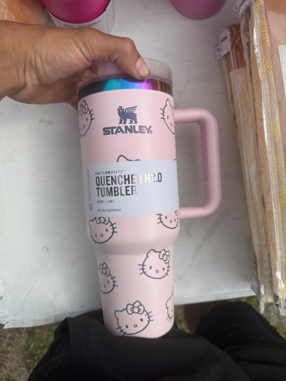 Stanley Pink Hello Kitty Quencher H2.0 Tumbler with Iridescent Lid